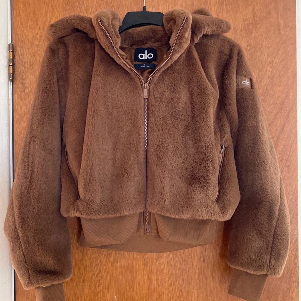 ALO Yoga Faux Fur Foxy Jacket
